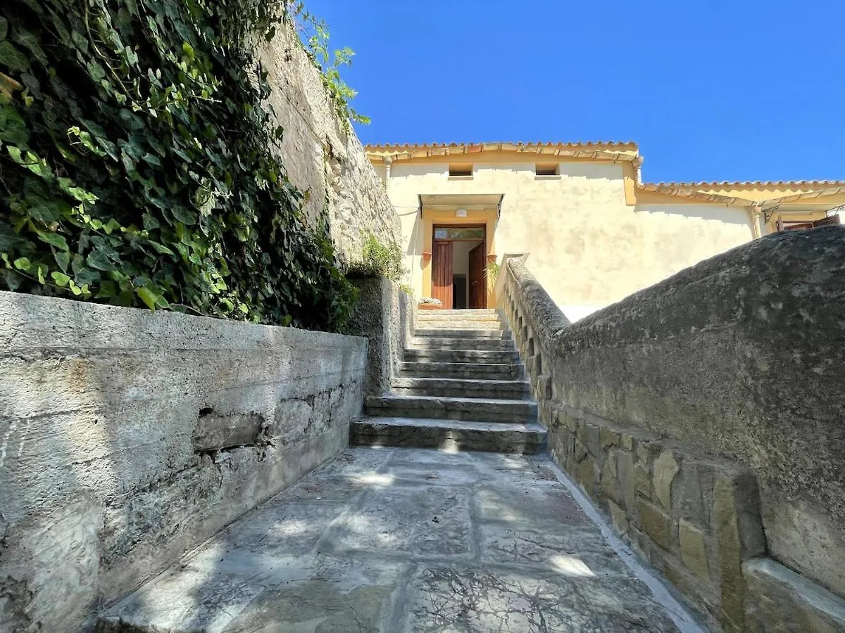 History And Art Casa Bellacera Casteldaccia 0*,